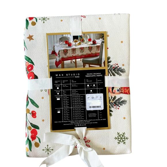 Max Studio Christmas Nutcracker 60x120 Holiday Tablecloth New - Picture 4 of 11